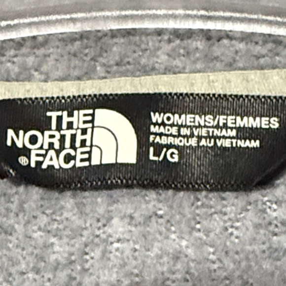 The North Face Women's Light Gray Ski Jacket - Picture 2 of 4